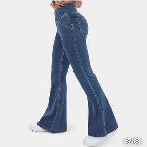 🔴 NWT Halara High Waisted Crossover Knit Denim Look Flare Pants Women’s Medium